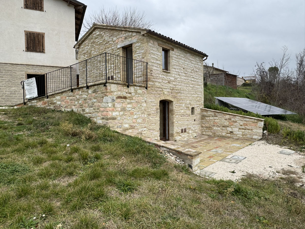 Eremo – lato sud con terrazza